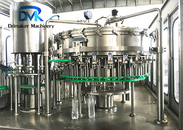 8000 BPH Plastic Gedreven Soda Bottelmachine met PLC Controle Elektrisch